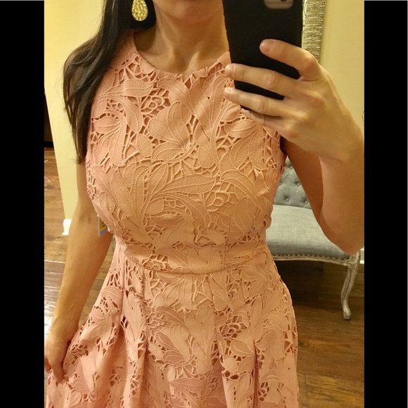 ✨NEW✨ ANTONIO Melani Lace Dress - Picture 5 of 8